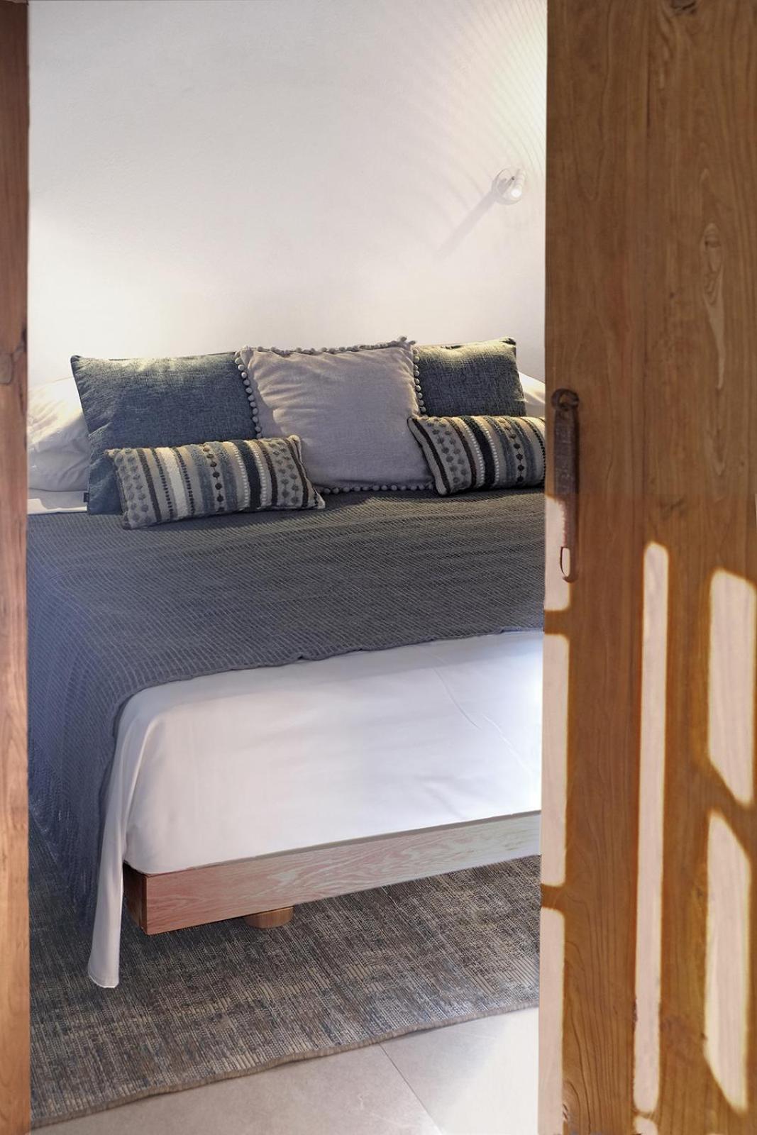 Arta Hydra Hotel Kamer foto